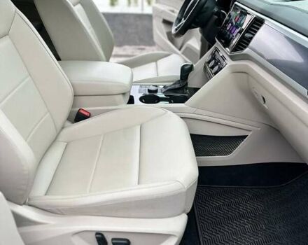 Синий Фольксваген Atlas, объемом двигателя 3.6 л и пробегом 113 тыс. км за 29999 $, фото 3 на Automoto.ua