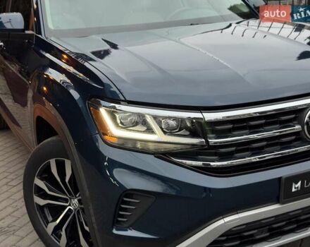 Синий Фольксваген Atlas, объемом двигателя 1.98 л и пробегом 9 тыс. км за 32900 $, фото 3 на Automoto.ua