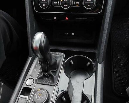 Синий Фольксваген Atlas, объемом двигателя 1.98 л и пробегом 68 тыс. км за 29300 $, фото 10 на Automoto.ua