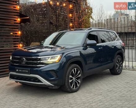 Синий Фольксваген Atlas, объемом двигателя 1.98 л и пробегом 9 тыс. км за 32900 $, фото 2 на Automoto.ua