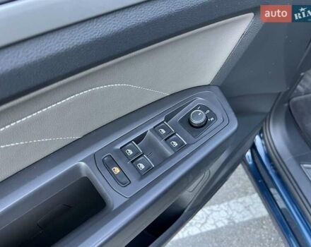 Синий Фольксваген Atlas, объемом двигателя 3.6 л и пробегом 12 тыс. км за 35999 $, фото 21 на Automoto.ua