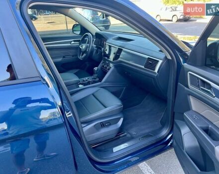 Синий Фольксваген Atlas, объемом двигателя 3.6 л и пробегом 12 тыс. км за 35999 $, фото 52 на Automoto.ua