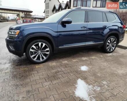 Синий Фольксваген Atlas, объемом двигателя 3.6 л и пробегом 75 тыс. км за 28500 $, фото 1 на Automoto.ua