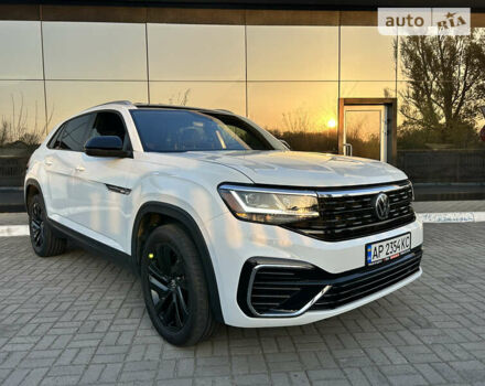 Білий Фольксваген Atlas Cross Sport, об'ємом двигуна 2 л та пробігом 67 тис. км за 25800 $, фото 22 на Automoto.ua