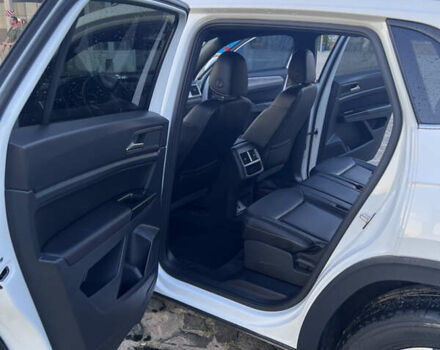 Білий Фольксваген Atlas Cross Sport, об'ємом двигуна 1.98 л та пробігом 52 тис. км за 26500 $, фото 14 на Automoto.ua