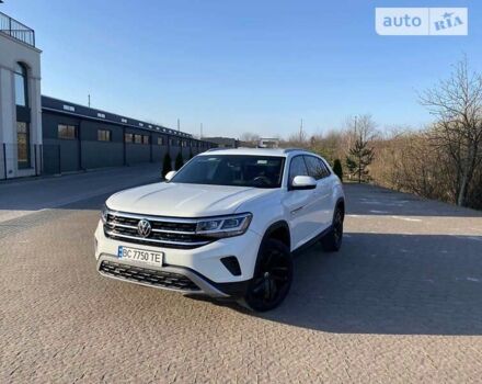 Білий Фольксваген Atlas Cross Sport, об'ємом двигуна 0 л та пробігом 63 тис. км за 29900 $, фото 31 на Automoto.ua