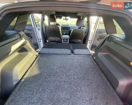 Білий Фольксваген Atlas Cross Sport, об'ємом двигуна 3.6 л та пробігом 67 тис. км за 25500 $, фото 15 на Automoto.ua