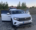 Білий Фольксваген Atlas Cross Sport, об'ємом двигуна 1.98 л та пробігом 52 тис. км за 26500 $, фото 1 на Automoto.ua