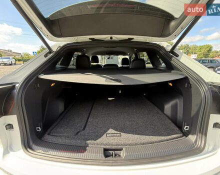 Білий Фольксваген Atlas Cross Sport, об'ємом двигуна 3.6 л та пробігом 125 тис. км за 29500 $, фото 9 на Automoto.ua