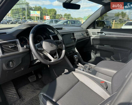 Білий Фольксваген Atlas Cross Sport, об'ємом двигуна 3.6 л та пробігом 125 тис. км за 29500 $, фото 4 на Automoto.ua