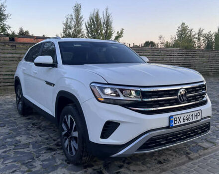 Білий Фольксваген Atlas Cross Sport, об'ємом двигуна 1.98 л та пробігом 52 тис. км за 26500 $, фото 3 на Automoto.ua