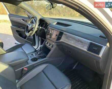 Білий Фольксваген Atlas Cross Sport, об'ємом двигуна 3.6 л та пробігом 67 тис. км за 25500 $, фото 10 на Automoto.ua