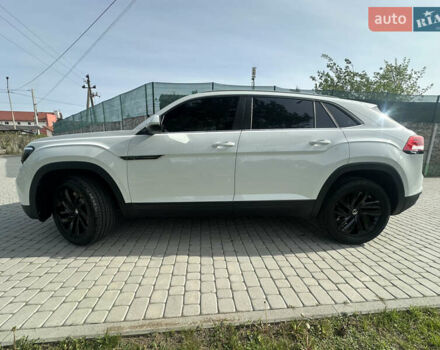 Белый Фольксваген Atlas Cross Sport, объемом двигателя 2 л и пробегом 91 тыс. км за 22700 $, фото 22 на Automoto.ua