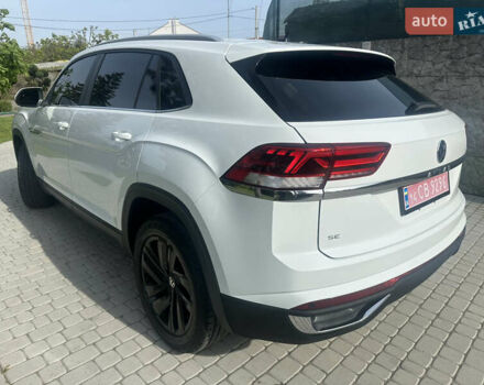 Белый Фольксваген Atlas Cross Sport, объемом двигателя 2 л и пробегом 91 тыс. км за 22700 $, фото 18 на Automoto.ua