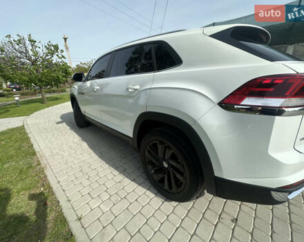 Белый Фольксваген Atlas Cross Sport, объемом двигателя 2 л и пробегом 91 тыс. км за 22700 $, фото 20 на Automoto.ua