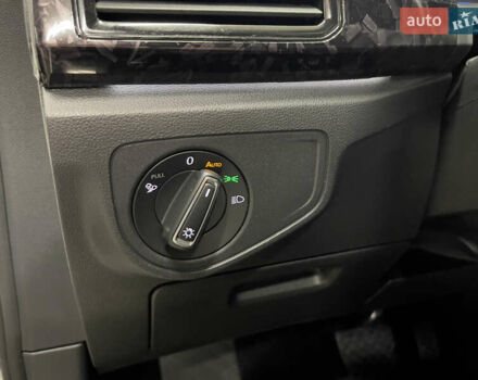 Белый Фольксваген Atlas Cross Sport, объемом двигателя 3.6 л и пробегом 87 тыс. км за 29999 $, фото 31 на Automoto.ua