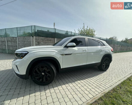 Белый Фольксваген Atlas Cross Sport, объемом двигателя 2 л и пробегом 91 тыс. км за 22700 $, фото 23 на Automoto.ua