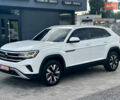 Белый Фольксваген Atlas Cross Sport, объемом двигателя 2 л и пробегом 73 тыс. км за 23500 $, фото 1 на Automoto.ua