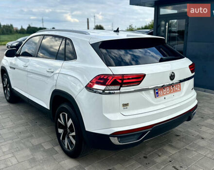 Белый Фольксваген Atlas Cross Sport, объемом двигателя 2 л и пробегом 73 тыс. км за 23500 $, фото 7 на Automoto.ua