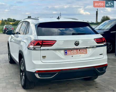 Белый Фольксваген Atlas Cross Sport, объемом двигателя 2 л и пробегом 73 тыс. км за 23500 $, фото 6 на Automoto.ua