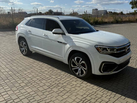 Белый Фольксваген Atlas Cross Sport, объемом двигателя 3.6 л и пробегом 45 тыс. км за 41500 $, фото 1 на Automoto.ua