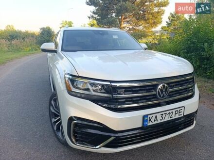 Белый Фольксваген Atlas Cross Sport, объемом двигателя 3.6 л и пробегом 81 тыс. км за 35900 $, фото 1 на Automoto.ua