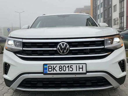 Фольксваген Atlas Cross Sport 2021 у Рівному на Automoto.ua Білий Фольксваген Atlas Cross Sport, об'ємом двигуна 2 л та пробігом 20 тис. км за 37500 $, фото 1 на Automoto.ua