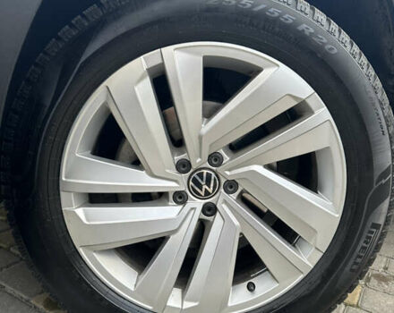 Черный Фольксваген Atlas Cross Sport, объемом двигателя 2 л и пробегом 121 тыс. км за 25950 $, фото 9 на Automoto.ua