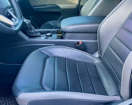 Черный Фольксваген Atlas Cross Sport, объемом двигателя 3.6 л и пробегом 45 тыс. км за 41500 $, фото 12 на Automoto.ua