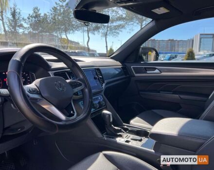 Черный Фольксваген Atlas Cross Sport, объемом двигателя 2 л и пробегом 30 тыс. км за 29400 $, фото 16 на Automoto.ua