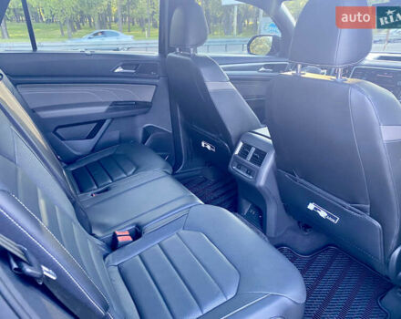 Черный Фольксваген Atlas Cross Sport, объемом двигателя 3.6 л и пробегом 45 тыс. км за 41500 $, фото 23 на Automoto.ua