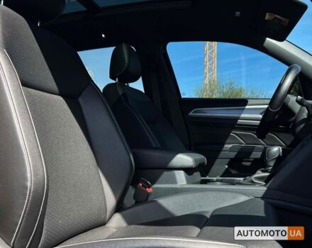 Черный Фольксваген Atlas Cross Sport, объемом двигателя 2 л и пробегом 30 тыс. км за 29400 $, фото 8 на Automoto.ua