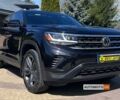 Черный Фольксваген Atlas Cross Sport, объемом двигателя 2 л и пробегом 30 тыс. км за 29400 $, фото 1 на Automoto.ua