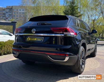 Черный Фольксваген Atlas Cross Sport, объемом двигателя 2 л и пробегом 30 тыс. км за 29400 $, фото 6 на Automoto.ua