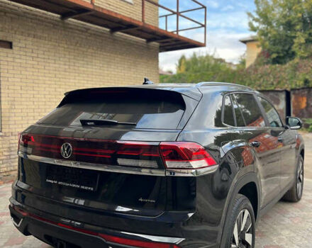 Черный Фольксваген Atlas Cross Sport, объемом двигателя 2 л и пробегом 22 тыс. км за 39500 $, фото 10 на Automoto.ua