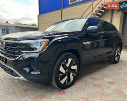 Черный Фольксваген Atlas Cross Sport, объемом двигателя 2 л и пробегом 22 тыс. км за 39500 $, фото 3 на Automoto.ua