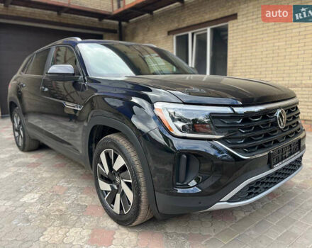 Черный Фольксваген Atlas Cross Sport, объемом двигателя 2 л и пробегом 22 тыс. км за 39500 $, фото 12 на Automoto.ua