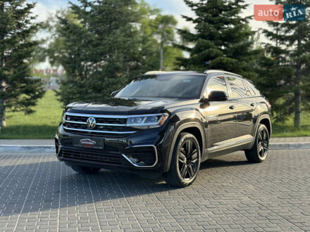 Чорний Фольксваген Atlas Cross Sport, об'ємом двигуна 3.6 л та пробігом 54 тис. км за 37500 $, фото 1 на Automoto.ua