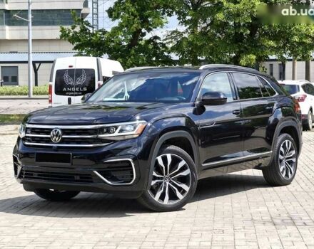 Фольксваген Atlas Cross Sport, объемом двигателя 0 л и пробегом 61 тыс. км за 33700 $, фото 1 на Automoto.ua