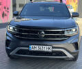 Серый Фольксваген Atlas Cross Sport, объемом двигателя 2 л и пробегом 36 тыс. км за 27900 $, фото 1 на Automoto.ua
