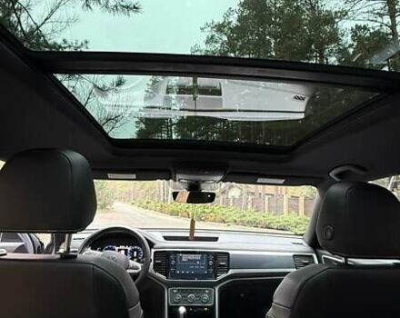 Сірий Фольксваген Atlas Cross Sport, об'ємом двигуна 3.6 л та пробігом 59 тис. км за 38500 $, фото 14 на Automoto.ua