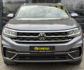 Серый Фольксваген Atlas Cross Sport, объемом двигателя 3.6 л и пробегом 84 тыс. км за 33900 $, фото 1 на Automoto.ua