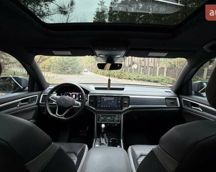 Сірий Фольксваген Atlas Cross Sport, об'ємом двигуна 3.6 л та пробігом 59 тис. км за 38500 $, фото 8 на Automoto.ua