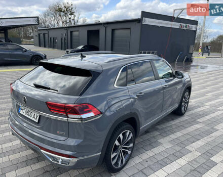 Серый Фольксваген Atlas Cross Sport, объемом двигателя 3.6 л и пробегом 95 тыс. км за 26000 $, фото 14 на Automoto.ua