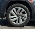 Серый Фольксваген Atlas Cross Sport, объемом двигателя 3.6 л и пробегом 56 тыс. км за 32000 $, фото 2 на Automoto.ua