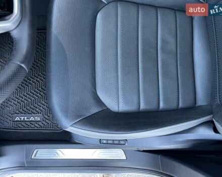 Сірий Фольксваген Atlas Cross Sport, об'ємом двигуна 3.6 л та пробігом 28 тис. км за 33500 $, фото 71 на Automoto.ua