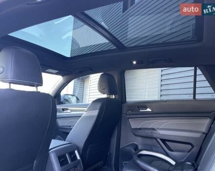 Сірий Фольксваген Atlas Cross Sport, об'ємом двигуна 3.6 л та пробігом 28 тис. км за 33500 $, фото 87 на Automoto.ua