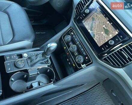 Сірий Фольксваген Atlas Cross Sport, об'ємом двигуна 3.6 л та пробігом 28 тис. км за 33500 $, фото 111 на Automoto.ua