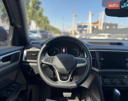 Серый Фольксваген Atlas Cross Sport, объемом двигателя 3.6 л и пробегом 56 тыс. км за 32000 $, фото 27 на Automoto.ua
