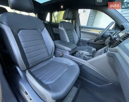 Сірий Фольксваген Atlas Cross Sport, об'ємом двигуна 3.6 л та пробігом 28 тис. км за 33500 $, фото 109 на Automoto.ua